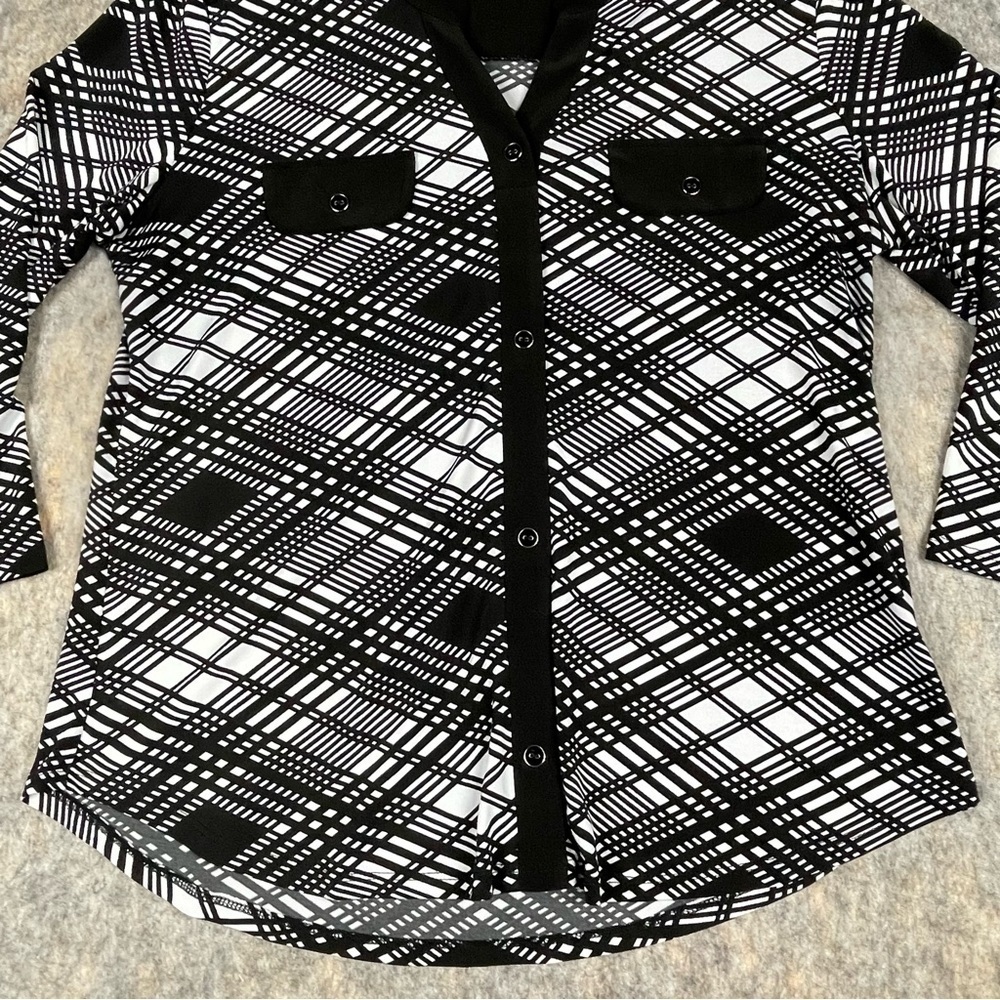 Diana Bell Black White Diagonal Print Office Attire Polished Casual Top - Sz M - Picture 7 of 16